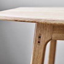 Duusmoeller_Norell_Dining_table Oval_Detail